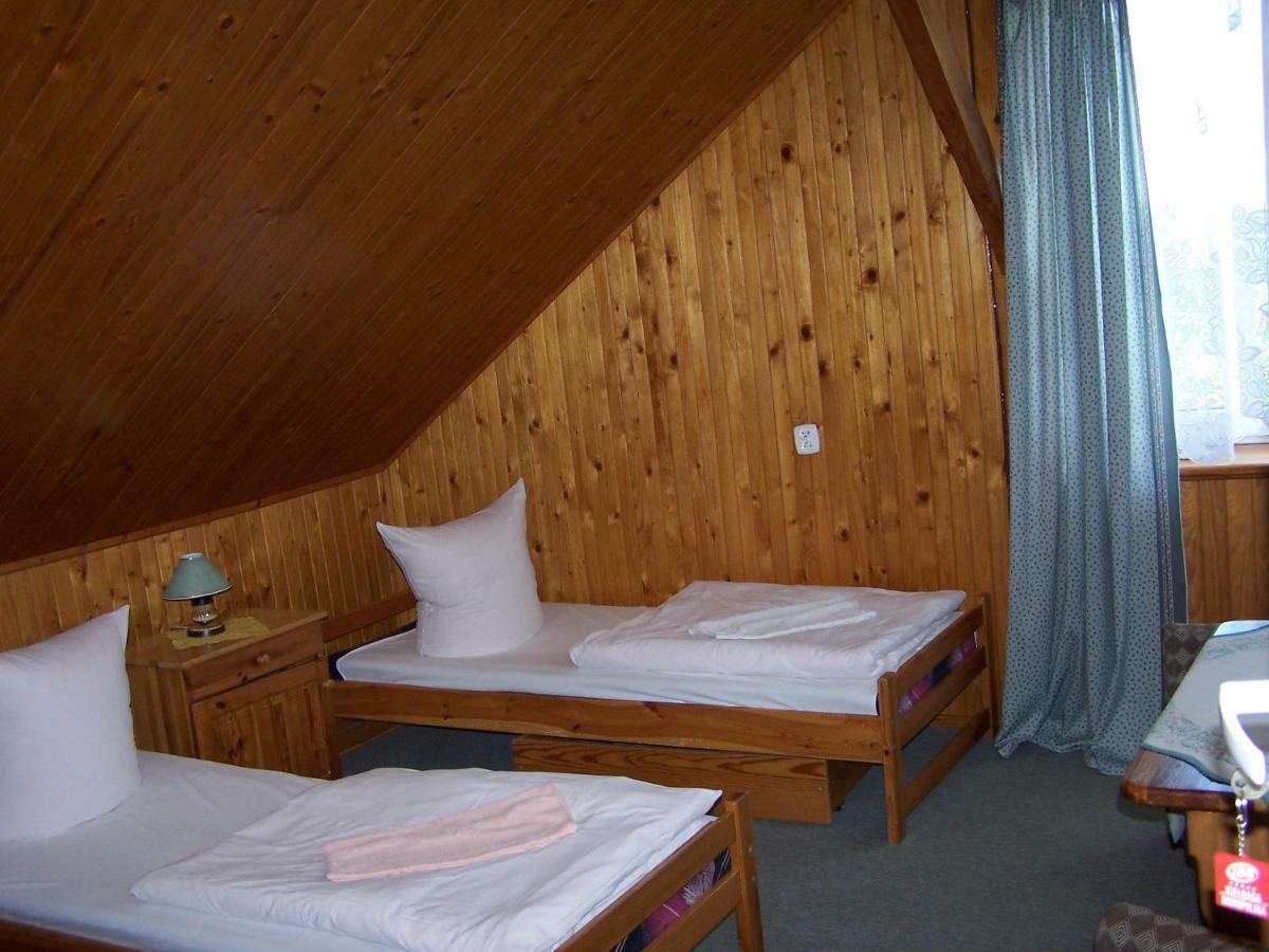 Agrohotelik-Gospodarstwo Agroturystyczne Mrągowo Exteriör bild